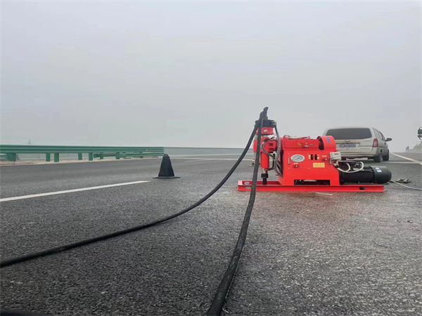 启东马路路基路面开裂下沉注浆加固灌浆