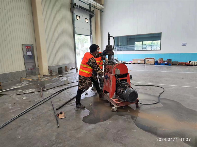 启东厂房地面下沉塌陷注浆加固施工